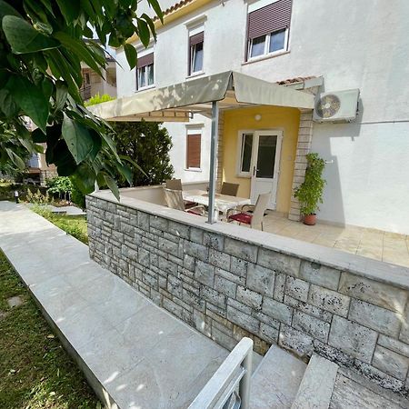 Apartments Lori Пореч Экстерьер фото
