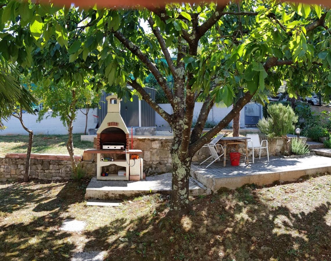 Apartments Lori Пореч Экстерьер фото
